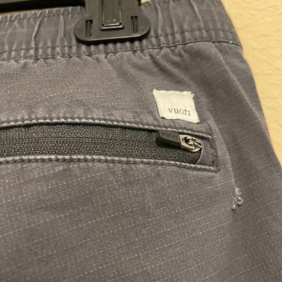 Vuori Black Women's Pants - Picture 7 of 8